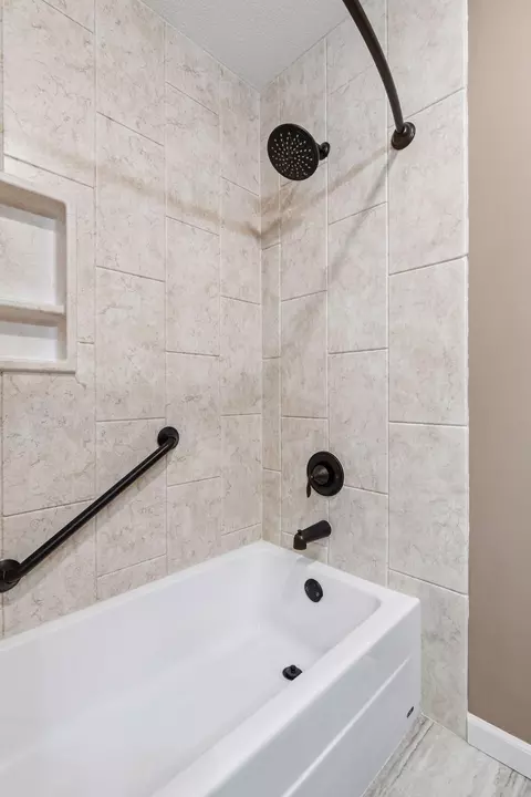 Bath - 8317 Beard Rd, Bloomington, MN 55431 photo 4 of 5