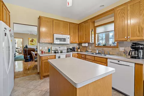 Kitchen - 2325 Gresham Ave N, Oakdale, MN 55128 photo 1 of 3