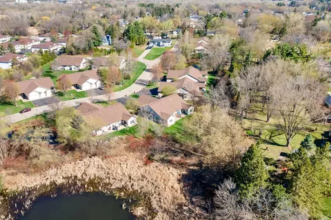 View/Area - 2325 Gresham Ave N, Oakdale, MN 55128 photo 6 of 12