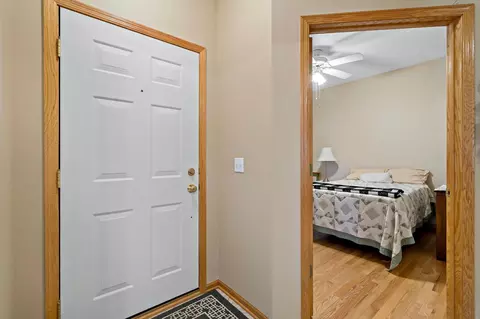 Entry Way - 2325 Gresham Ave N, Oakdale, MN 55128 photo 1 of 1