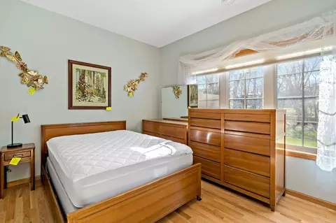 Bedroom - 2325 Gresham Ave N, Oakdale, MN 55128 photo 1 of 3