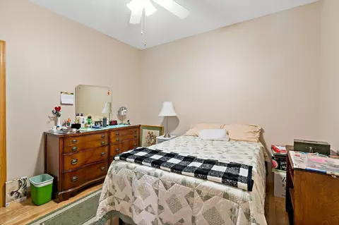 Bedroom - 2325 Gresham Ave N, Oakdale, MN 55128 photo 3 of 3