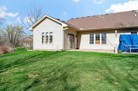 Exterior - 2325 Gresham Ave N, Oakdale, MN 55128 photo 4 of 10