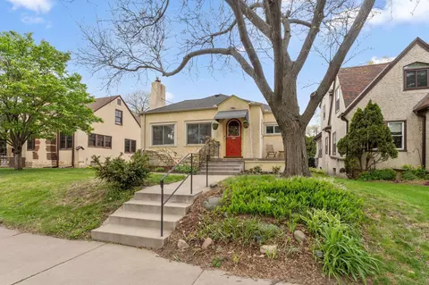 3032 E Minnehaha Pkwy, Minneapolis, MN 55406