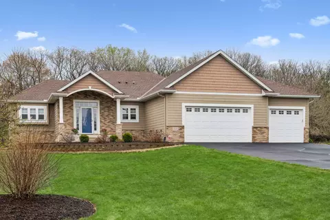 20269 Eidelweiss St NW, Cedar, MN 55011