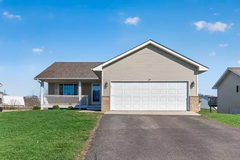 106 Summerfield Dr, Waverly, MN 55390