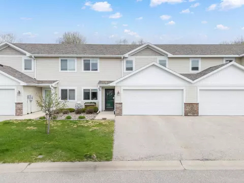 5115 61st St NW, Rochester, MN 55901