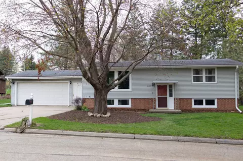 768 2nd Ave, Zumbrota, MN 55992