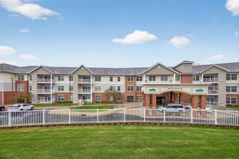 1880 3rd Ave NW #211, Rochester, MN 55901