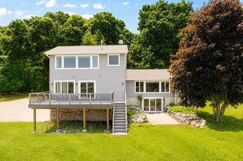 4540 Enchanted Pt, Mound, MN 55364