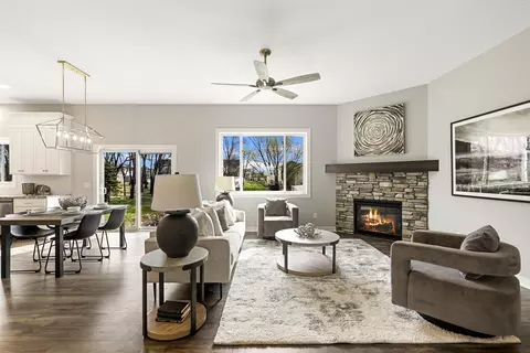 12715 Edison St NE, Blaine, MN 55449