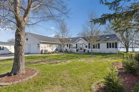 81990 558th St, Buffalo Lake, MN 55314