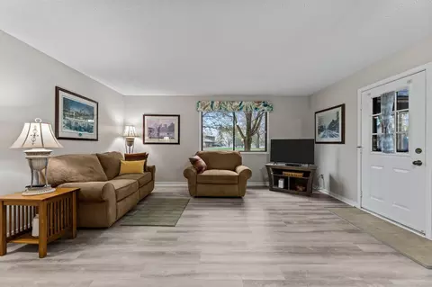 12542 Alder St NW, Coon Rapids, MN 55448