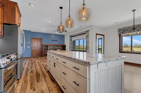 Kitchen - 1902 River Links Dr, Cold Spring, MN 56320 photo 4 of 5