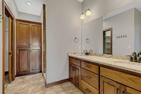 Bath - 1902 River Links Dr, Cold Spring, MN 56320 photo 1 of 4
