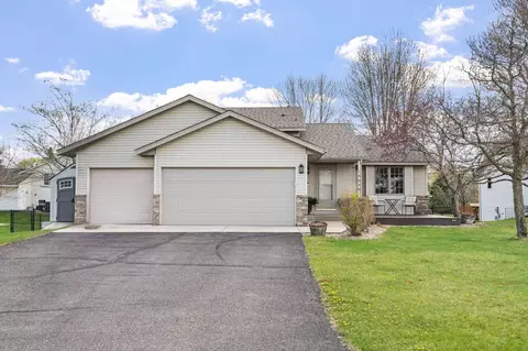 13058 Elgin Dr NW, Elk River, MN 55330