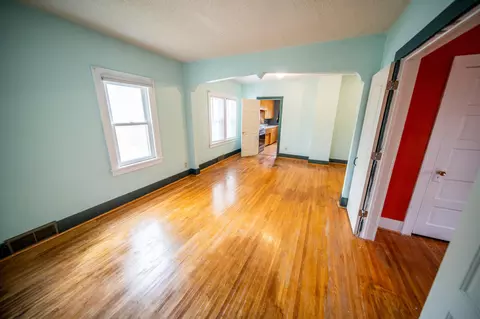 Living - 213 7th St NW, Faribault, MN 55021 photo 4 of 4