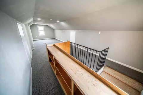 Entry Way - 213 7th St NW, Faribault, MN 55021 photo 3 of 4