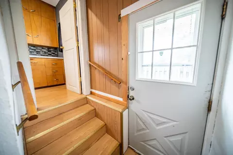 Entry Way - 213 7th St NW, Faribault, MN 55021 photo 4 of 4