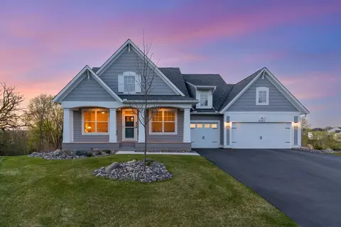 6561 Timber Arch Dr, Chaska, MN 55318