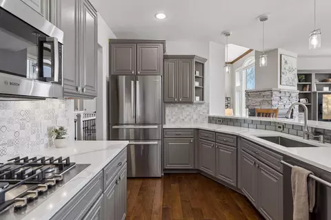 Kitchen - 7260 Jubert Ln, Corcoran, MN 55340 photo 4 of 6