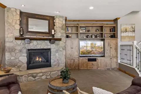 Living - 7260 Jubert Ln, Corcoran, MN 55340 photo 9 of 9