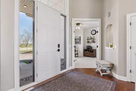 Entry Way - 7260 Jubert Ln, Corcoran, MN 55340 photo 2 of 3