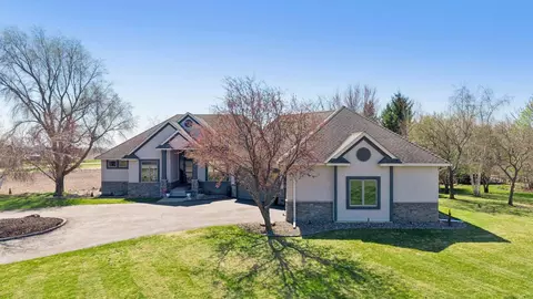 Exterior - 7260 Jubert Ln, Corcoran, MN 55340 photo 7 of 25
