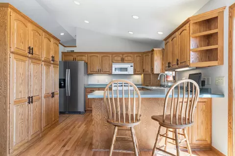 Kitchen - 465 8th St SW, Plainview, MN 55964 photo 1 of 5