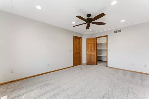 Bedroom - 465 8th St SW, Plainview, MN 55964 photo 1 of 7