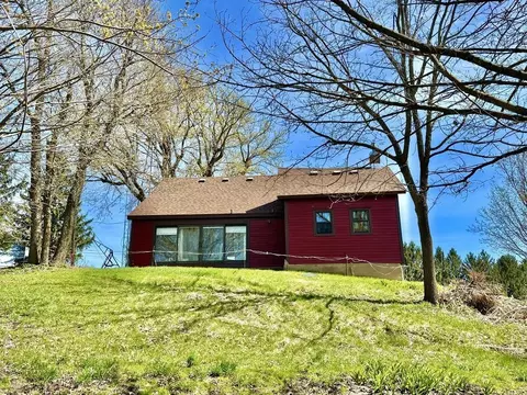 Exterior - 63095 220th Ave, Kellogg, MN 55945 photo 3 of 8