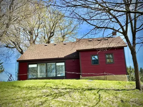 Exterior - 63095 220th Ave, Kellogg, MN 55945 photo 2 of 8