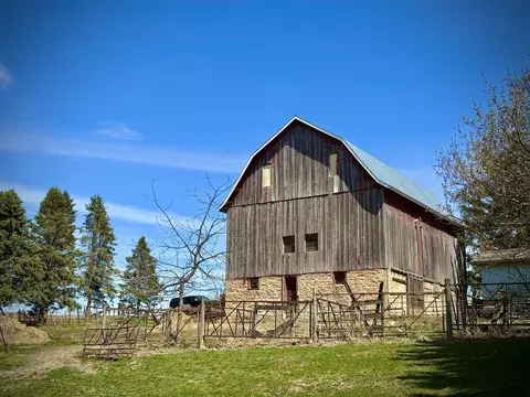 Exterior - 63095 220th Ave, Kellogg, MN 55945 photo 5 of 8