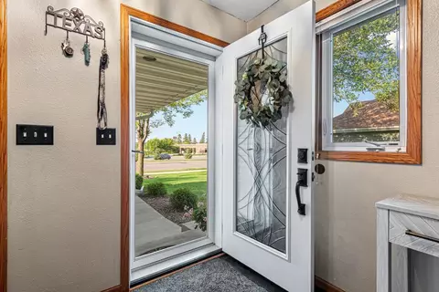 Entry Way - 2505 30th St NW, Faribault, MN 55021 photo 1 of 2