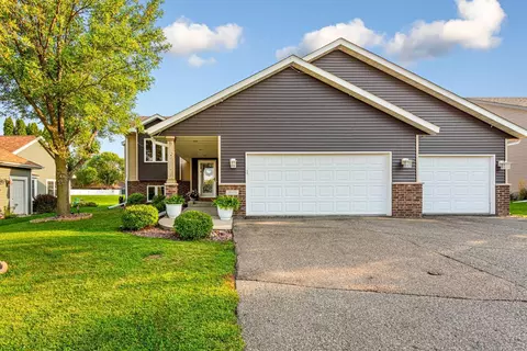 Exterior - 2505 30th St NW, Faribault, MN 55021 photo 3 of 12