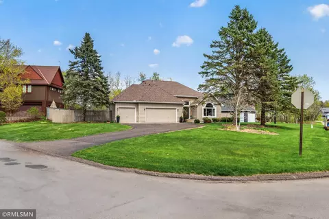 1703 Anderlie Ln W, White Bear Township, MN 55110