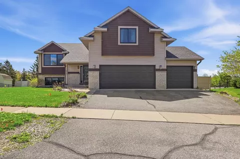 16961 Simpkins Cir SW, Prior Lake, MN 55372