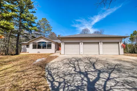 607 Maple Ridge Ct NW, Bemidji, MN 56601