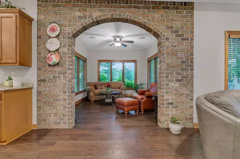Entry Way - 2122 37th St S, Saint Cloud, MN 56301 photo 1 of 5