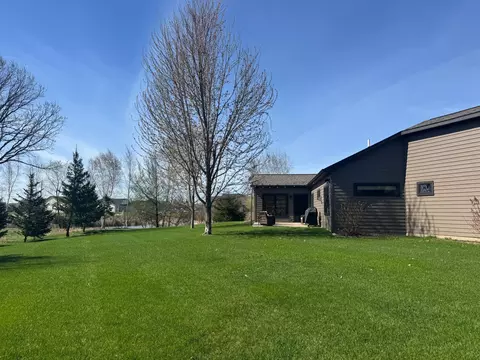 Exterior - 2122 37th St S, Saint Cloud, MN 56301 photo 12 of 14