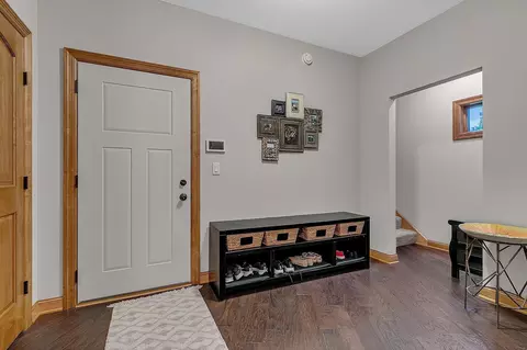 Entry Way - 2122 37th St S, Saint Cloud, MN 56301 photo 4 of 5