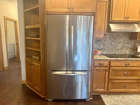 Kitchen - 2122 37th St S, Saint Cloud, MN 56301 photo 4 of 5