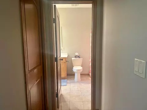 Entry Way - 2122 37th St S, Saint Cloud, MN 56301 photo 4 of 11
