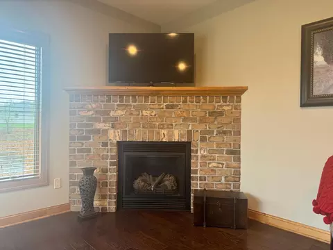 Living - 2122 37th St S, Saint Cloud, MN 56301 photo 3 of 3