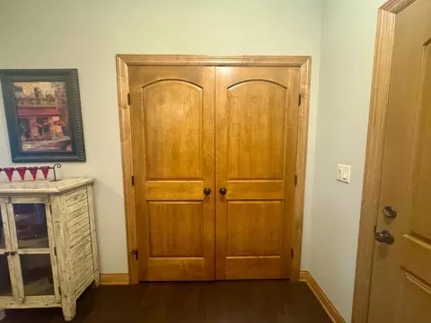 Entry Way - 2122 37th St S, Saint Cloud, MN 56301 photo 11 of 11