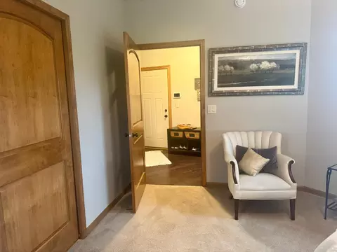 Entry Way - 2122 37th St S, Saint Cloud, MN 56301 photo 3 of 11
