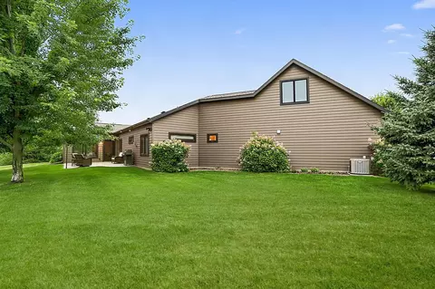 Exterior - 2122 37th St S, Saint Cloud, MN 56301 photo 7 of 9