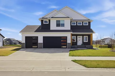 7898 Northern Lights Ave, Horace, ND 58047