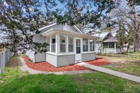 4452 5th St NE, Columbia Heights, MN 55421
