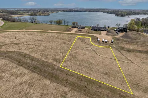 4 Nnn Lakeview Ct, Cleveland, MN 56017